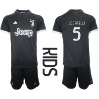 Dres Juventus Manuel Locatelli #5 Tretina pre deti 2023-24 Krátky Rukáv (+ trenírky)
